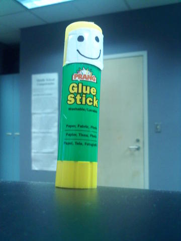 MAGIC GLUESTICK!!!! The most amazing gluestick in the world